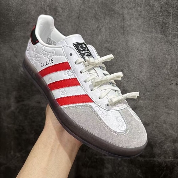 Adidas X Hello Kitty Gazelle Athletic Womens Shoes - Picture 3 of 8